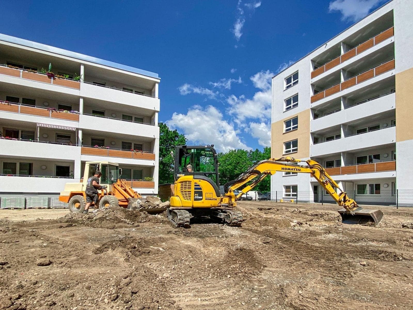 Außenanlagen Eschrich Bau – Pflasterarbeiten und Grünflächen